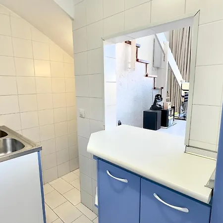 Skol 609 - Duplex 1 Bedroom In Skol With Amazing Sea Views. Apartamento Marbella